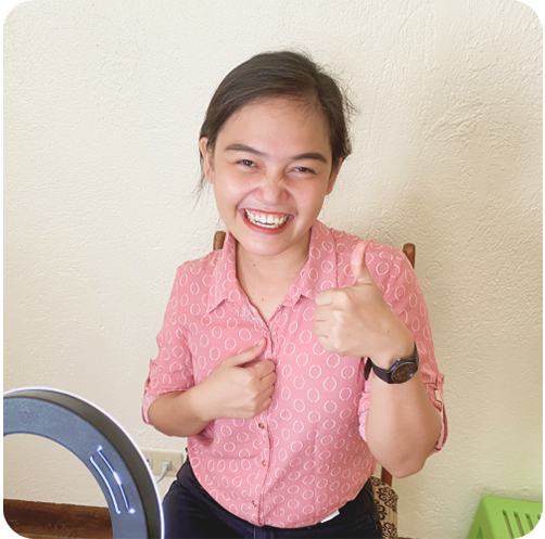 子どもオンライン英会話ワールドアイキッズの先生の写真